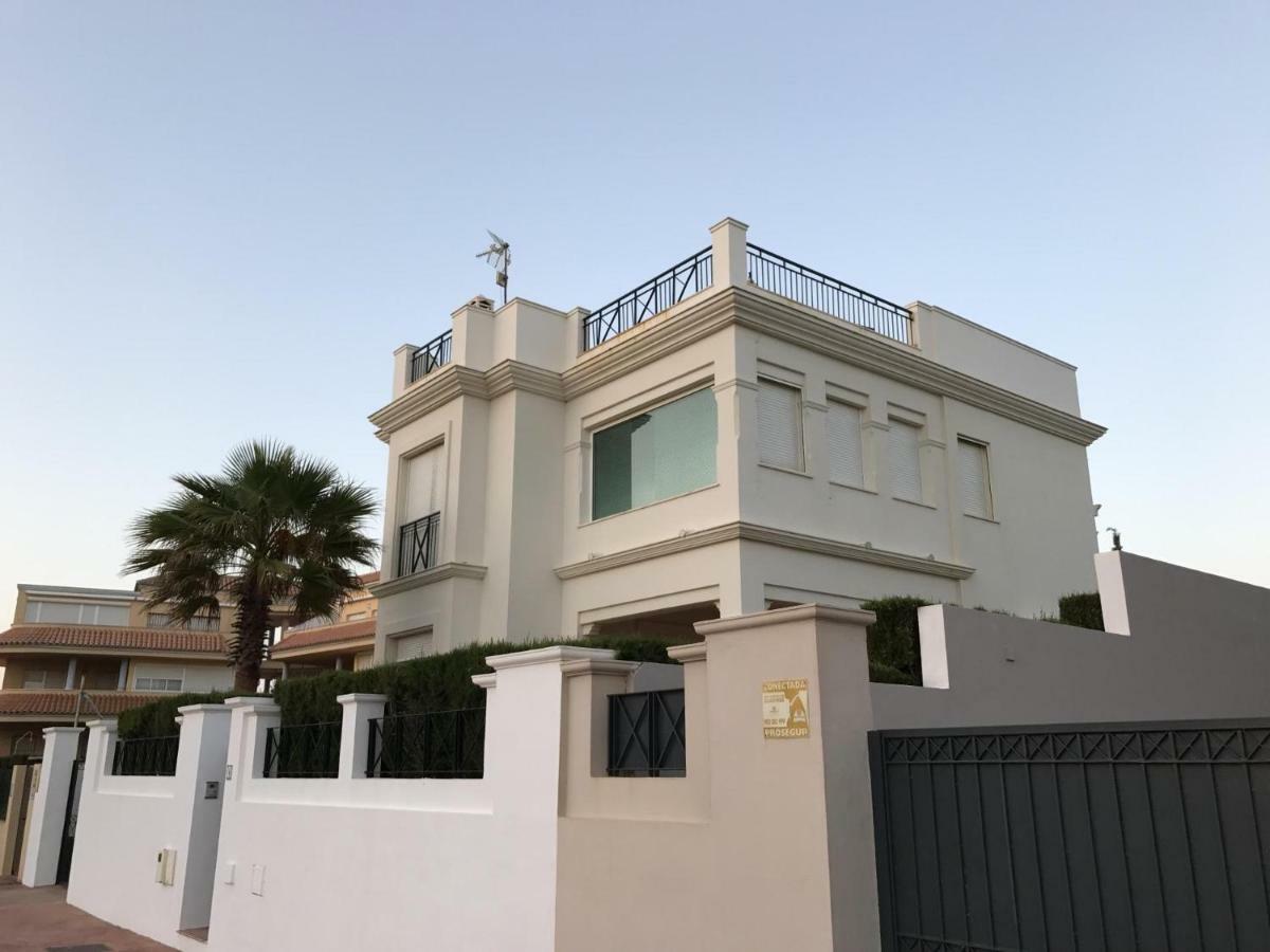 Villa Canela With Heated Pool, Piscina Climatizada Ісла-Канела Екстер'єр фото